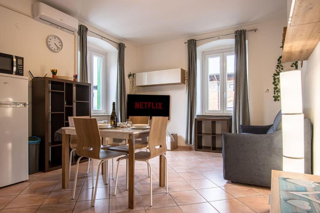 Burlo Garofalo Modern Apartment *Wifi+Netflix* Trieszt Kültér fotó